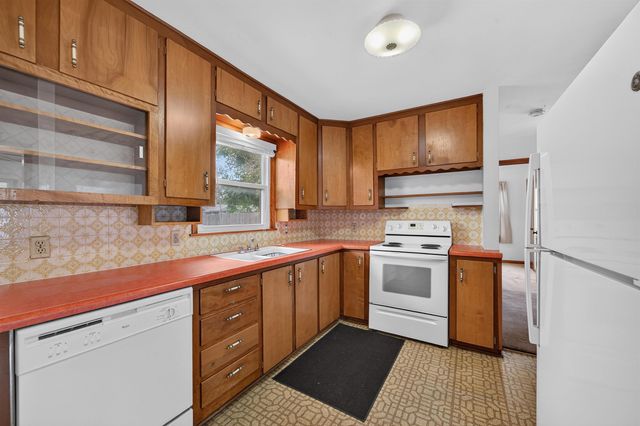 2328 W Casado St., Wichita, KS 67217