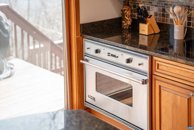 327 CRAWFORDS EDGE, Roseland, VA 22967