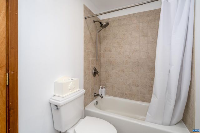 327 CRAWFORDS EDGE, Roseland, VA 22967