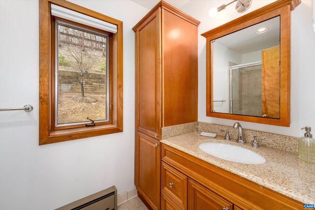 327 CRAWFORDS EDGE, Roseland, VA 22967