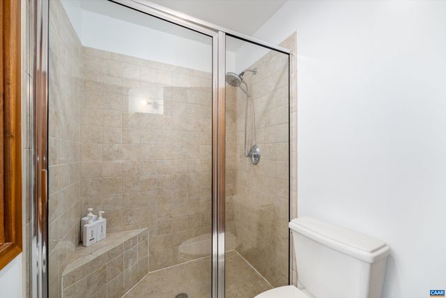 327 CRAWFORDS EDGE, Roseland, VA 22967