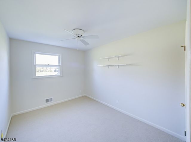 107 Old Farm Rd, Readington Twp., NJ 08889