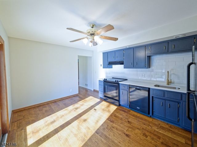 107 Old Farm Rd, Readington Twp., NJ 08889