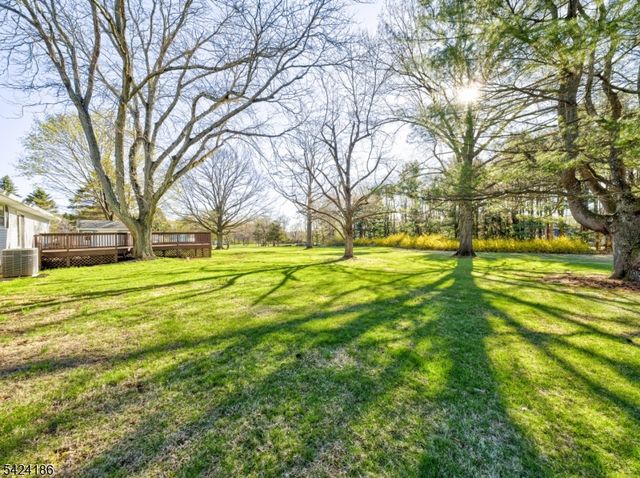 107 Old Farm Rd, Readington Twp., NJ 08889