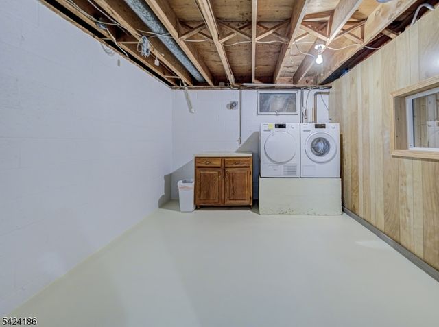 107 Old Farm Rd, Readington Twp., NJ 08889