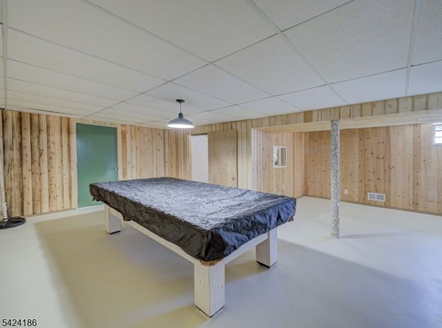 107 Old Farm Rd, Readington Twp., NJ 08889