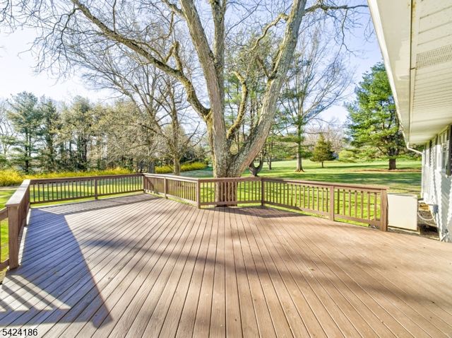 107 Old Farm Rd, Readington Twp., NJ 08889