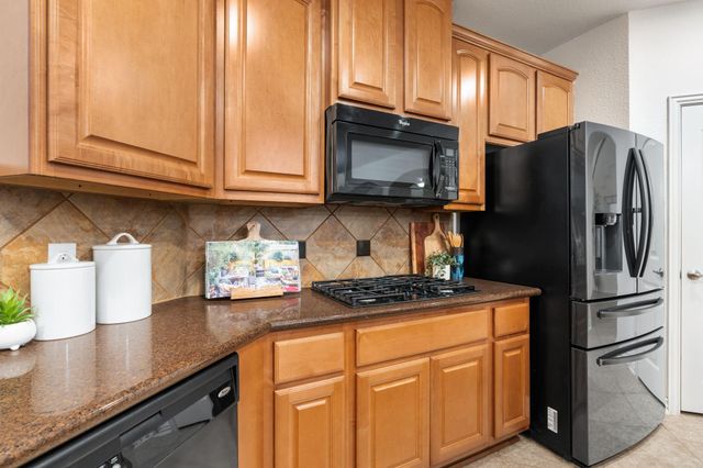 307 Arbor Ridge Lane, Conroe, TX 77384