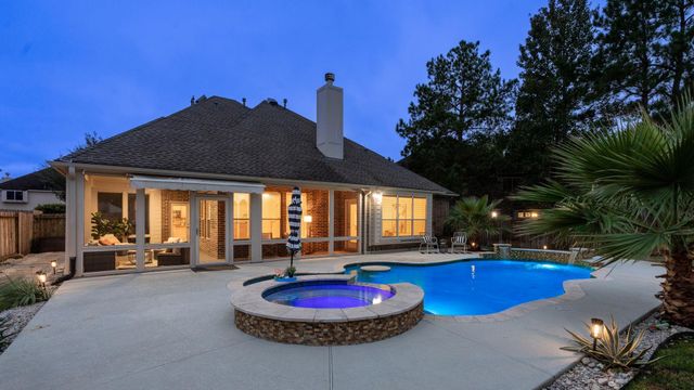 307 Arbor Ridge Lane, Conroe, TX 77384