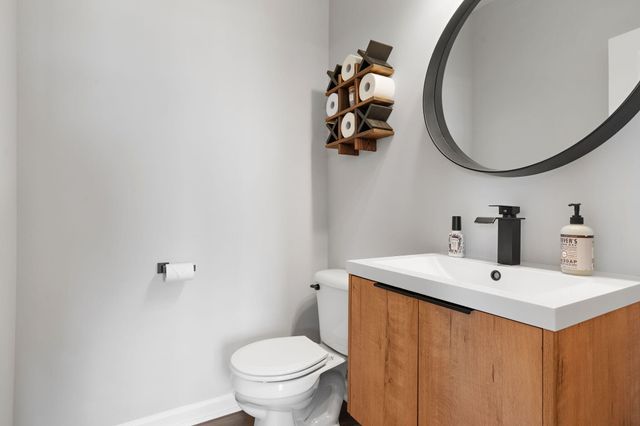 1003 E 117th Lane, Crown Point, IN 46307