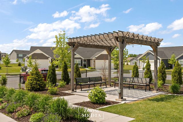 1003 E 117th Lane, Crown Point, IN 46307