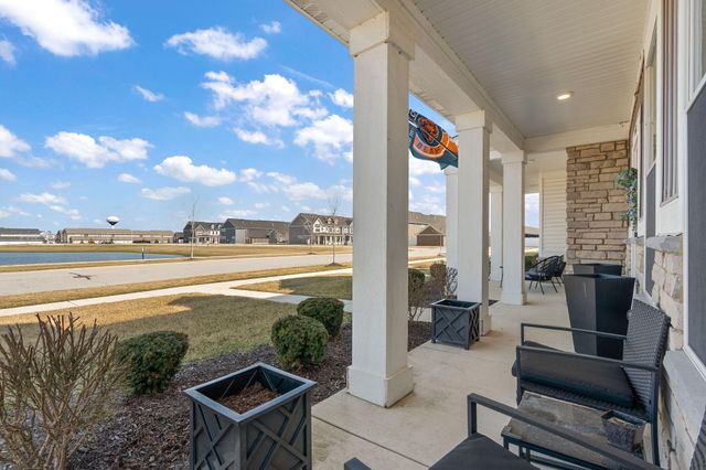 1003 E 117th Lane, Crown Point, IN 46307