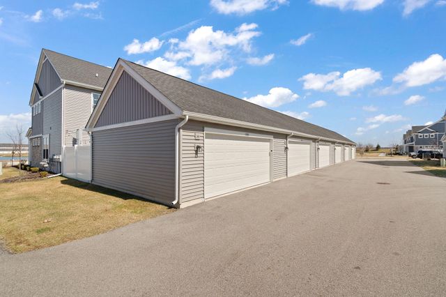 1003 E 117th Lane, Crown Point, IN 46307