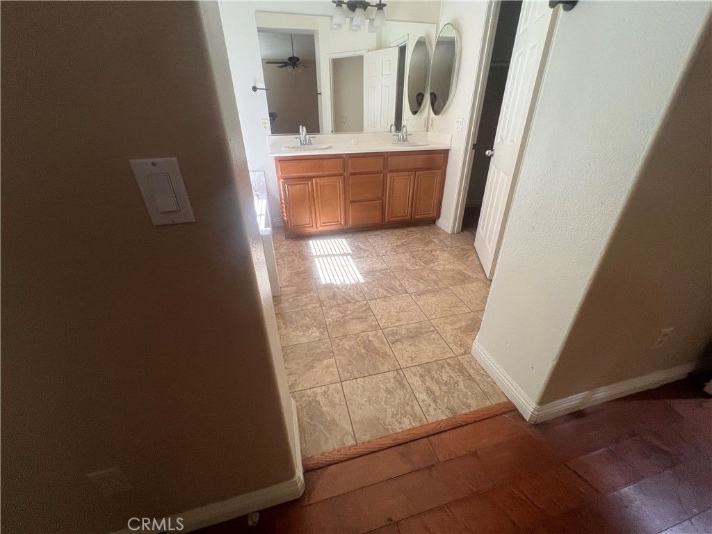Image 15 of property listing at 13745 Bayberry, Victorville, CA 92392