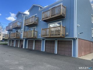 1079 ELLA T GRASSO Boulevard 1079, New Haven, CT 06511