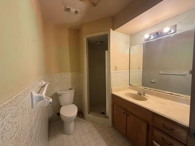 820 Avenue L, Dickinson, TX 77539