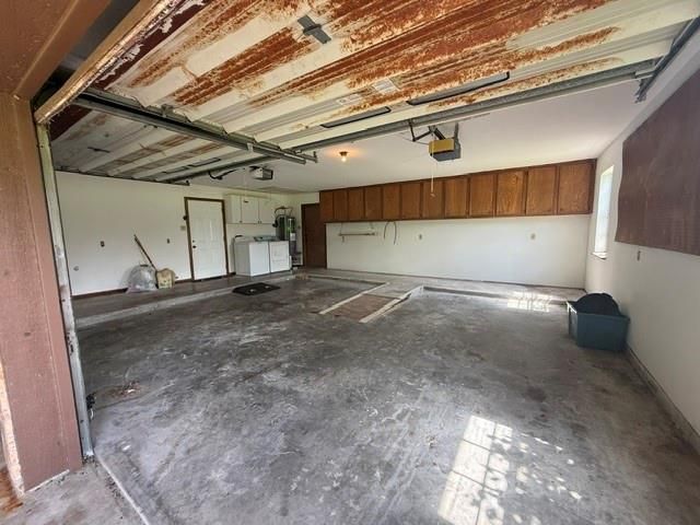 820 Avenue L, Dickinson, TX 77539