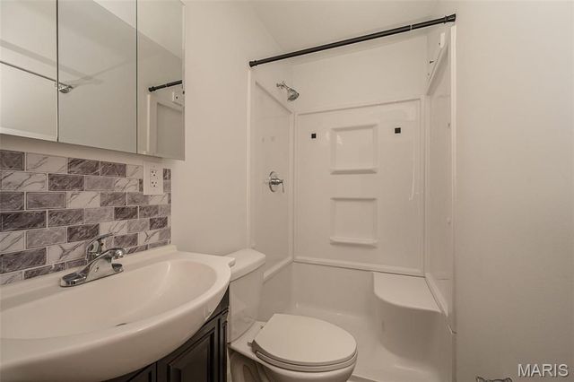 4184 Lisieux Lane, Oakville, MO 63129