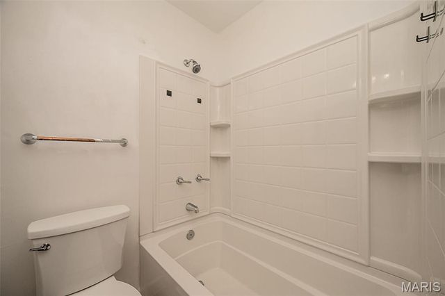 4184 Lisieux Lane, Oakville, MO 63129