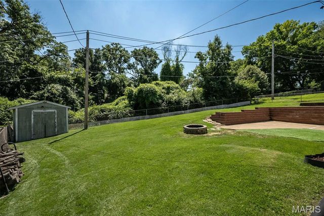 4184 Lisieux Lane, Oakville, MO 63129