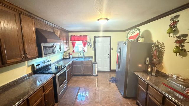 4939 Alton Avenue, Dallas, TX 75214