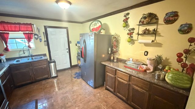 4939 Alton Avenue, Dallas, TX 75214