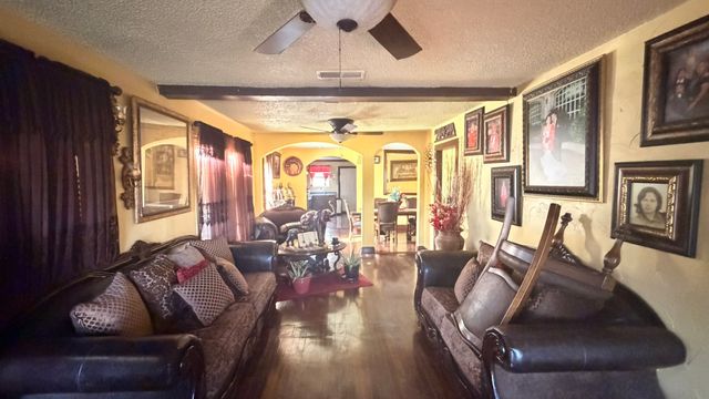 4939 Alton Avenue, Dallas, TX 75214