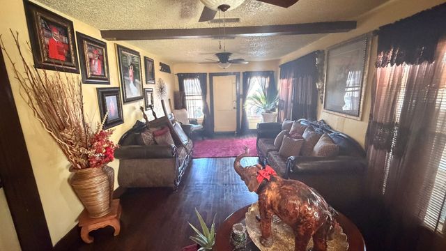 4939 Alton Avenue, Dallas, TX 75214