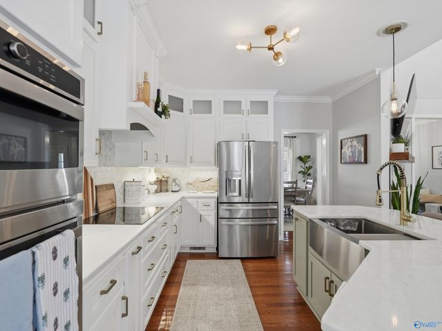 1013 Mill Race Circle, Guntersville, AL 35976