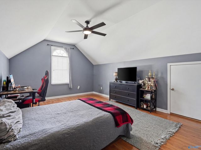 1013 Mill Race Circle, Guntersville, AL 35976