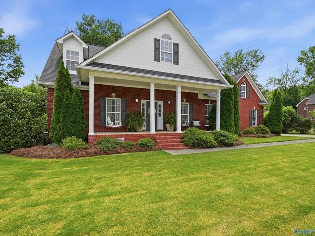1013 Mill Race Circle, Guntersville, AL 35976