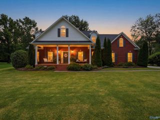 1013 Mill Race Circle, Guntersville, AL 35976
