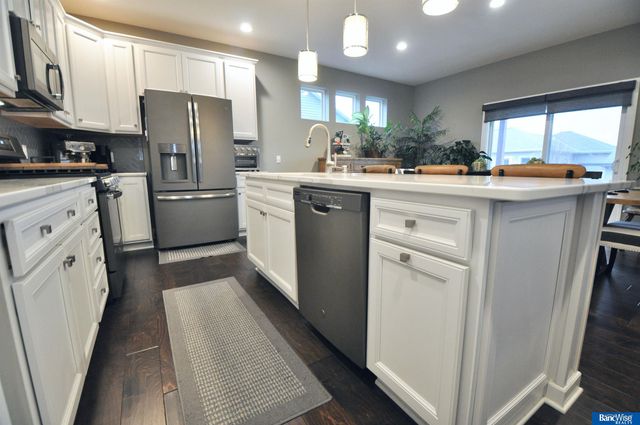 3123 N 93rd Court, Lincoln, NE 68507