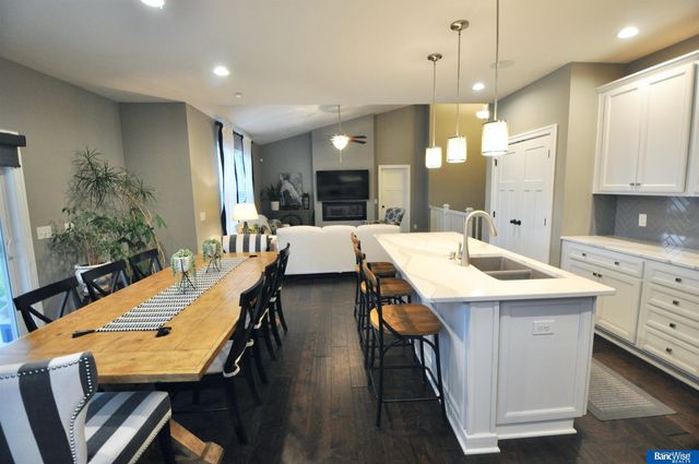 3123 N 93rd Court, Lincoln, NE 68507