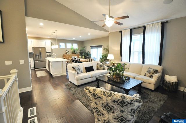 3123 N 93rd Court, Lincoln, NE 68507