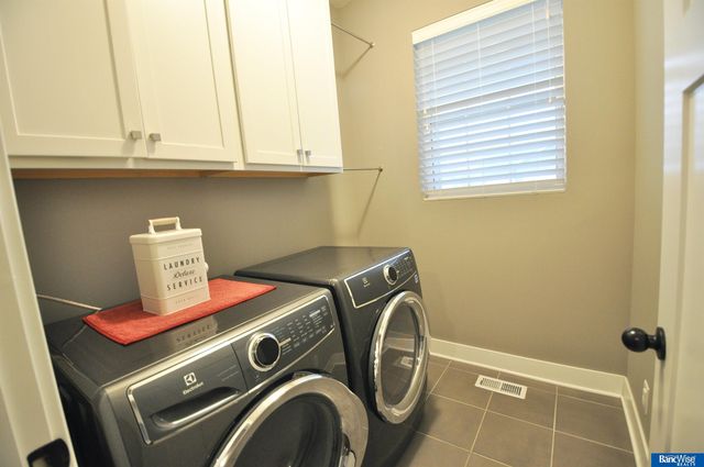 3123 N 93rd Court, Lincoln, NE 68507