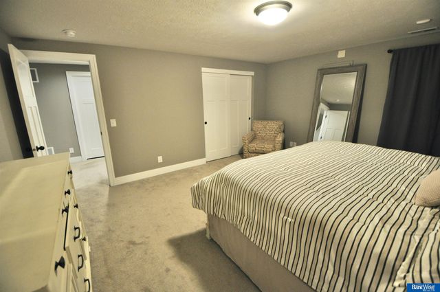 3123 N 93rd Court, Lincoln, NE 68507