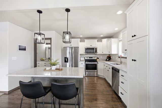 6112 14th Street S, Fargo, ND 58104