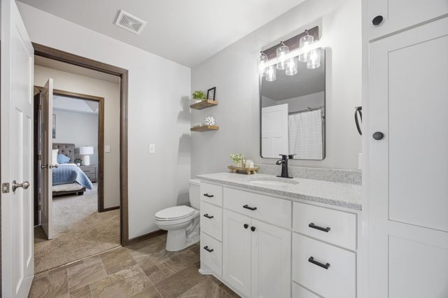 6112 14th Street S, Fargo, ND 58104