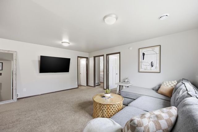 6112 14th Street S, Fargo, ND 58104