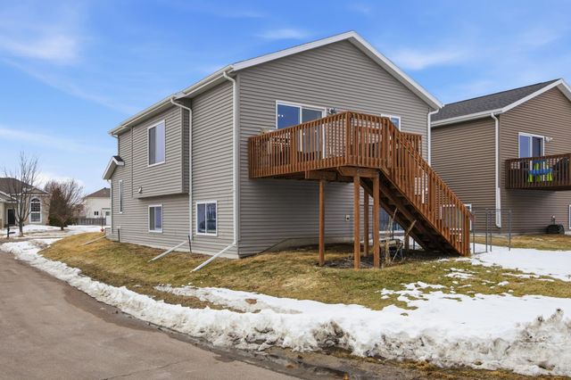 6112 14th Street S, Fargo, ND 58104