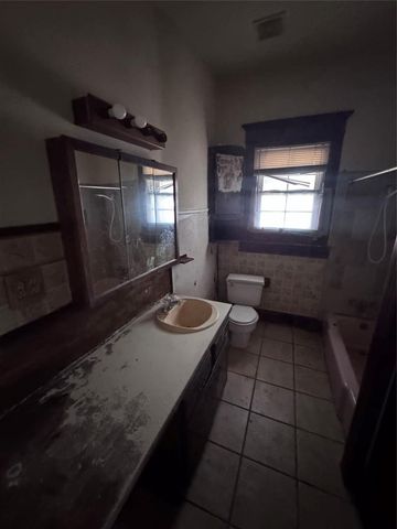 800 SE 49th Street, Oklahoma City, OK 73129