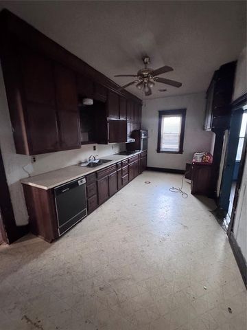 800 SE 49th Street, Oklahoma City, OK 73129