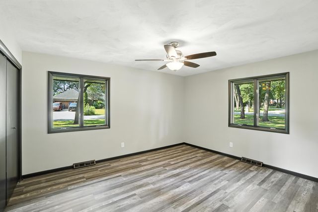 2711 Edgewood Drive, Dyer, IN 46311