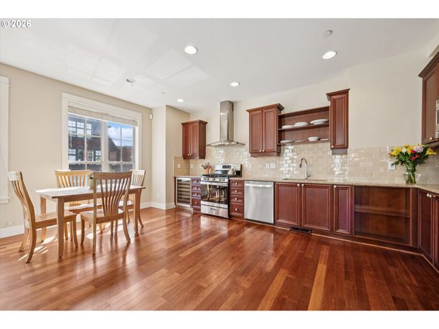 540 2ND St, Lake Oswego, OR 97034