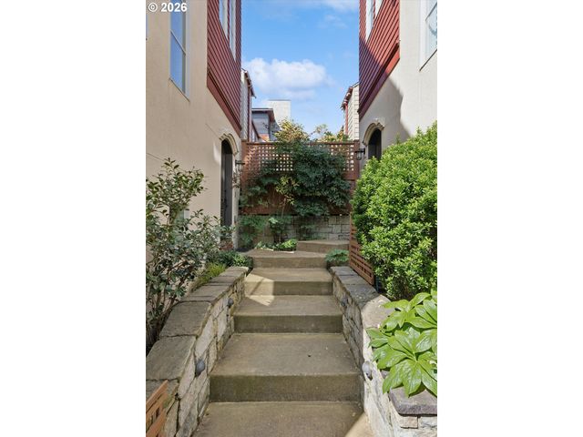 540 2ND St, Lake Oswego, OR 97034