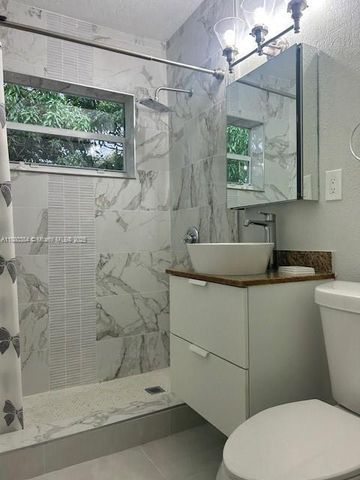 3420 NW 2nd St, Lauderhill, FL 33311