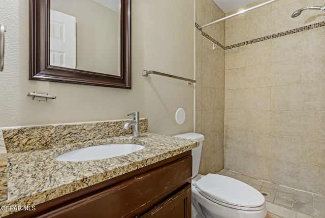 4737 PISTOLERO Lane A & B, El Paso, TX 79912