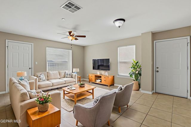 4737 PISTOLERO Lane A & B, El Paso, TX 79912