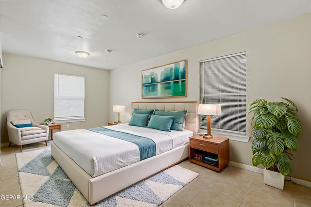 4737 PISTOLERO Lane A & B, El Paso, TX 79912